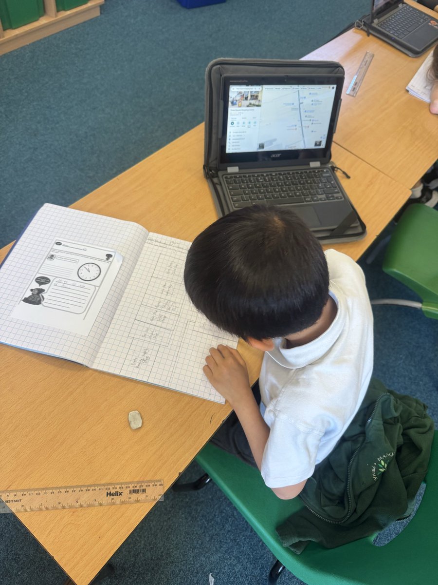 ManorParkSchSM1's tweet photo. Year 3 have been celebrating the theme โMy Communityโ for My Money Week this week! We looked at how money moves through our community by using Google Maps to locate and map out stores in Sutton. We then identified the services they provide. #MPPAMaths #MyMoneyWeek https://t.co/O6AM7vQVOB