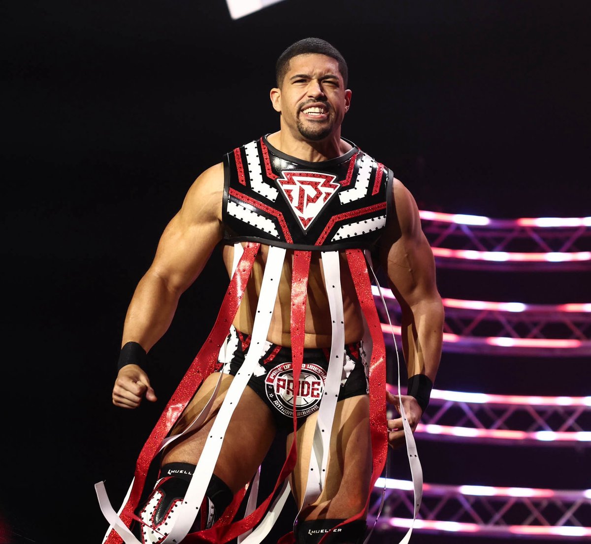 gayhunksonly's tweet photo. At #7 on our #Top150Countdown with #2025HottestGayHunks we have the "Pride of Pro Wrestling" himself, @Bowens_Official 😍🏳️‍🌈

A wrestler with star power and undeniable presence. Who else is hooked? 🔥

@Malechritude @AmenEverytime @CuteHotBoys @MuscleSF @Hotbods_ar @TunaPhish09 @batorcircle @MuscleLycra @HotNHeavy_mx @AndyLeexxx @MuscleLoverBear @DayWisteria @EBehaeghel @ChrisWrestlerof @Petino9darkvamp @GalleryMuscle