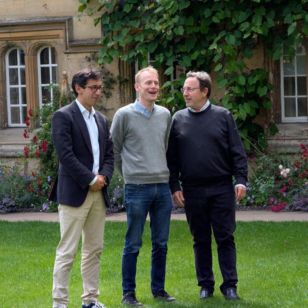 Will4Planet's tweet photo. Great to be back at @UniofOxford  to speak on “Planetary Intelligence” and to speak at @OrielOxford  on their 700th anniversary! Thanks @bencaldecott &amp; @ASteiner for hosting! https://t.co/9A7UadOVxX