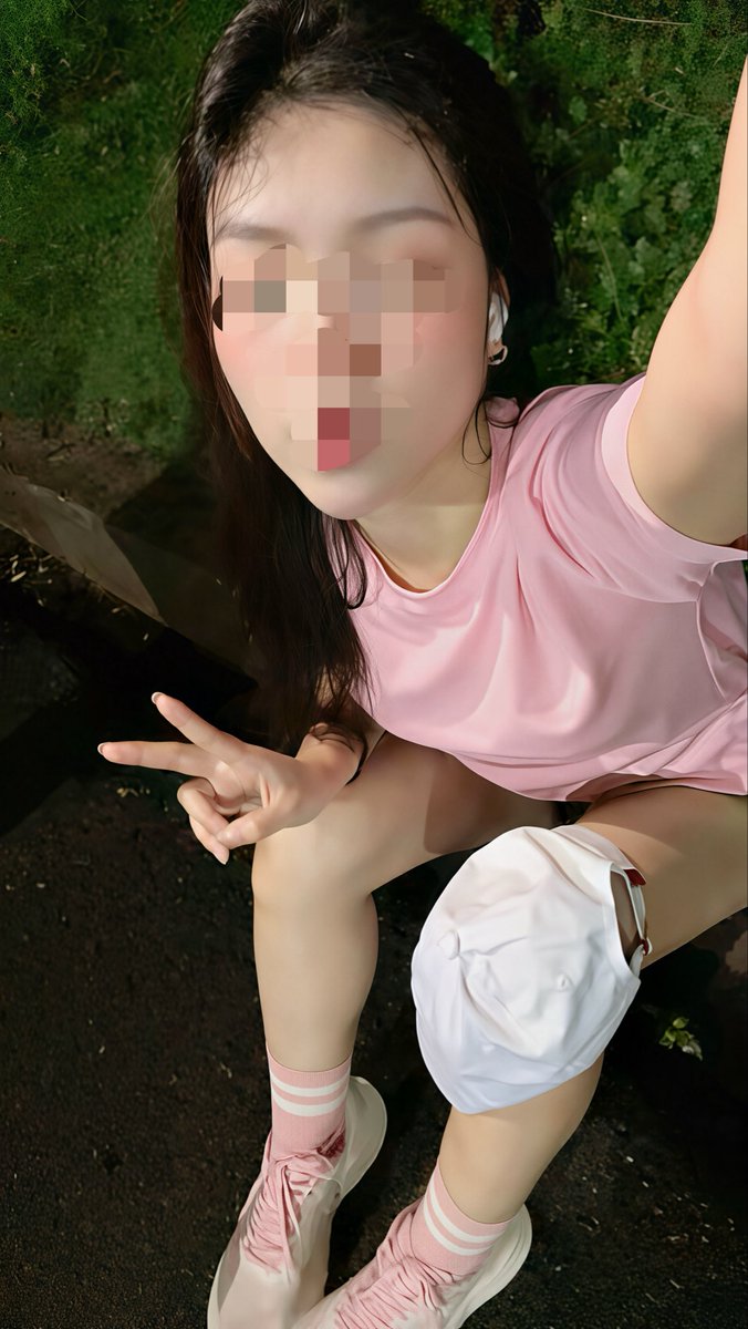 hiddenherz's tweet photo. ไม่อยากเข้าวงการนี้แล้ววะ5555555555 https://t.co/CLFckNmlFQ