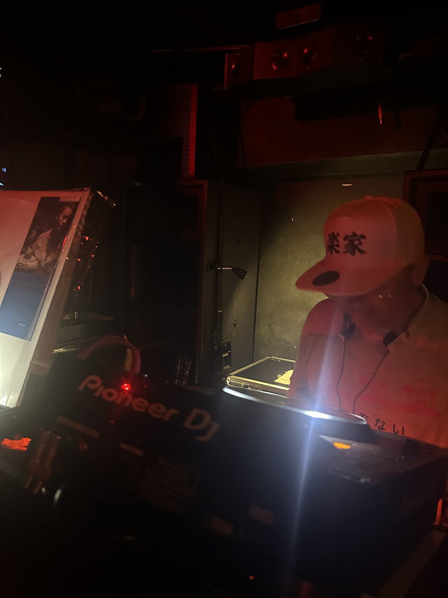 Waterdamage1972's tweet photo. #abccover
変珍 https://t.co/Iy2M0u9a6X