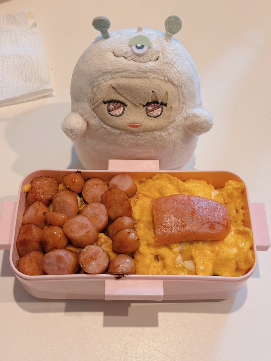 11100Rvl's tweet photo. 🚩明日のお弁当^ ^♪
🐍…せんす……… https://t.co/IeQUFfBKX9