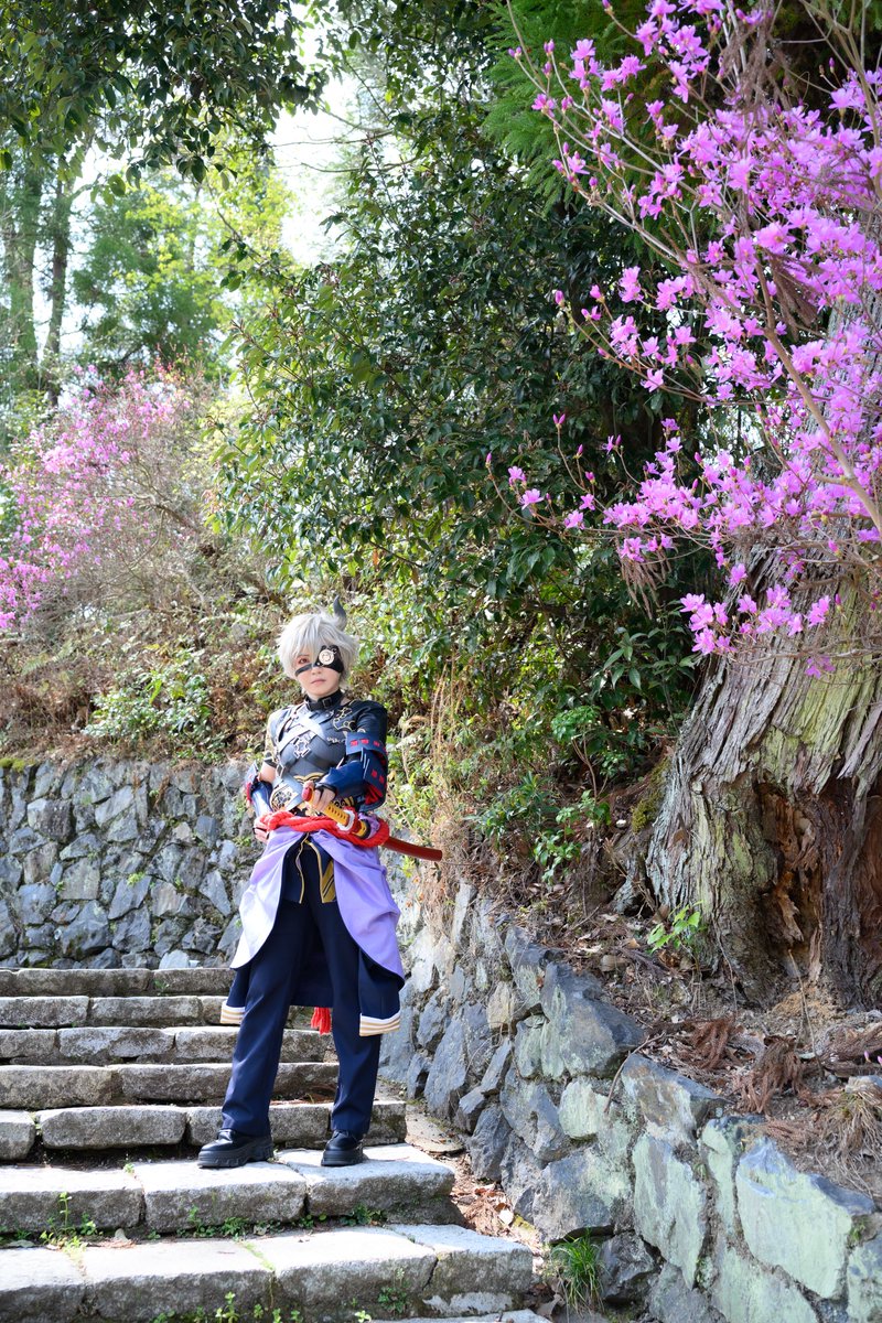 keit0n_n's tweet photo. Cosplay / 刀剣乱舞
鬼丸国綱
　　　
　　春の隙間に立つ

#明治村コス
･･･━━━━━━━━━━･･･・
photo / そうさん@sou_la_soula https://t.co/oDwON57fb4