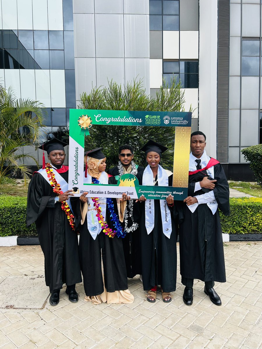 AEDT_Interact's tweet photo. 🎓 Today, dreams wear caps and gowns.
Congratulations to the Class of 2026 of Umma University. What began as ambition has become achievement. May this milestone be the launchpad to an even greater future. @abdallaumar1 
#GraduationDay #ClassOf2026 🎉✨ https://t.co/dUEPYahcUe