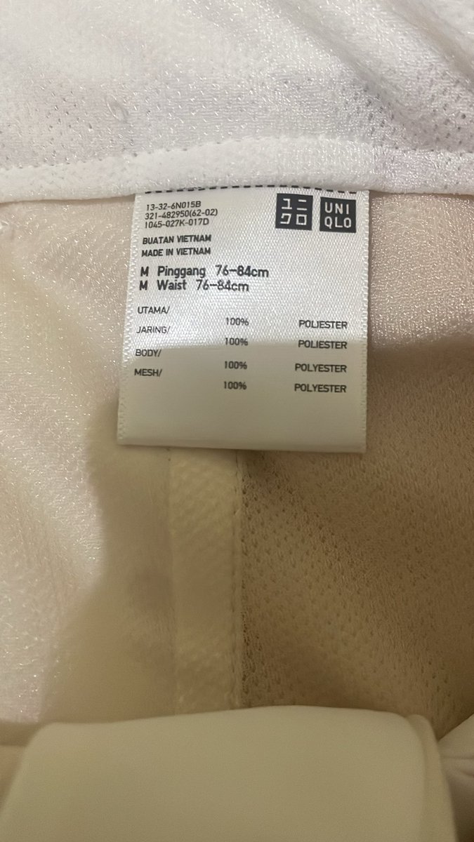 achsan_ari's tweet photo. wts 
Kemeja Lengan Pendek urban&amp;co sama Celana pendek uniqlo 250k take all pemakaian pribadi, sepatu basket li Ning WOW 12 Encore size 28,5 cm 700k https://t.co/PSP3HpVemA