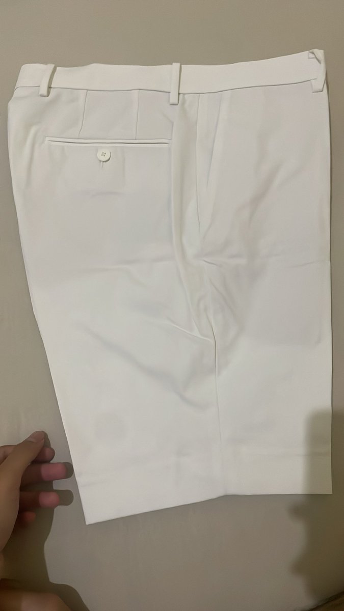 achsan_ari's tweet photo. wts 
Kemeja Lengan Pendek urban&amp;co sama Celana pendek uniqlo 250k take all pemakaian pribadi, sepatu basket li Ning WOW 12 Encore size 28,5 cm 700k https://t.co/PSP3HpVemA