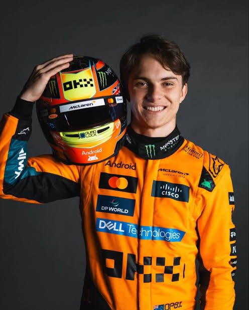 f1yapperindo's tweet photo. Menurut kalian, performa Oscar Piastri di 2026 ini gimana guys? Terutama untuk fansnya Oscar diluar dari mobil dan timnya yang emang lagi rada-rada kurang bener ☺️

Soalnya setelah ini bakal ada sedikit thread tentang oscar piastri dari minfyi 👀 https://t.co/sbatgdpkzr