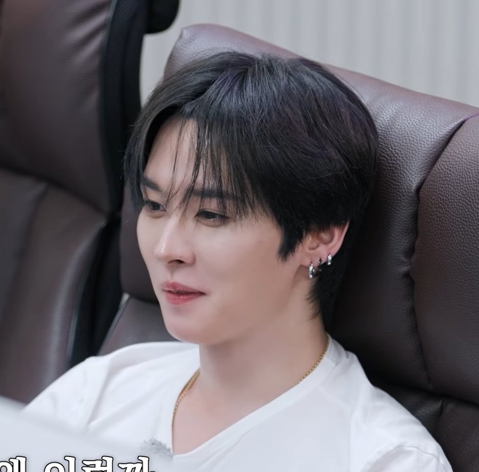 moonlightmino's tweet photo. ragebaited                                ragebaiter https://t.co/0Bpd27NYBB