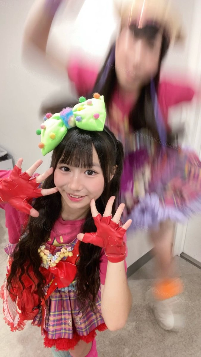 cocomicoco0312's tweet photo. おつここ🍓

秋葉原シンフォニア
#ワールドカオス木曜定期公演
ありがとうございました🎀

コールチェキ赤サイうれしかったです！ありがとう(ˊo̴̶̷̤⌄o̴̶̷̤ˋ)❤️❤️

焼き芋食べて元気いっぱいの姫川萌さんと✌🏻🍠2枚目が超お気に入り！
ここちゃんも食べてみようかな？

#ちぃたんぼんばーず
#ここみここ https://t.co/sdtJKNF93h