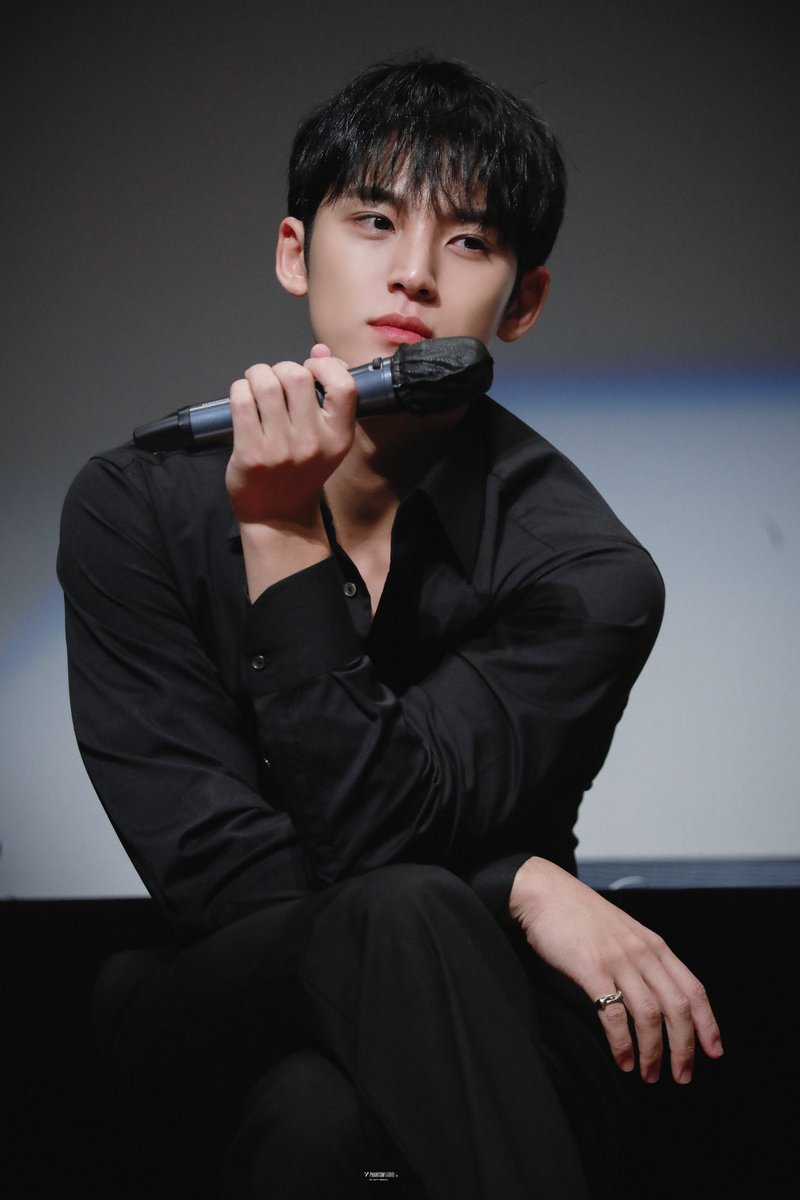 booyuksu's tweet photo. 0의 머리 민규 https://t.co/5x3OuUi3v7