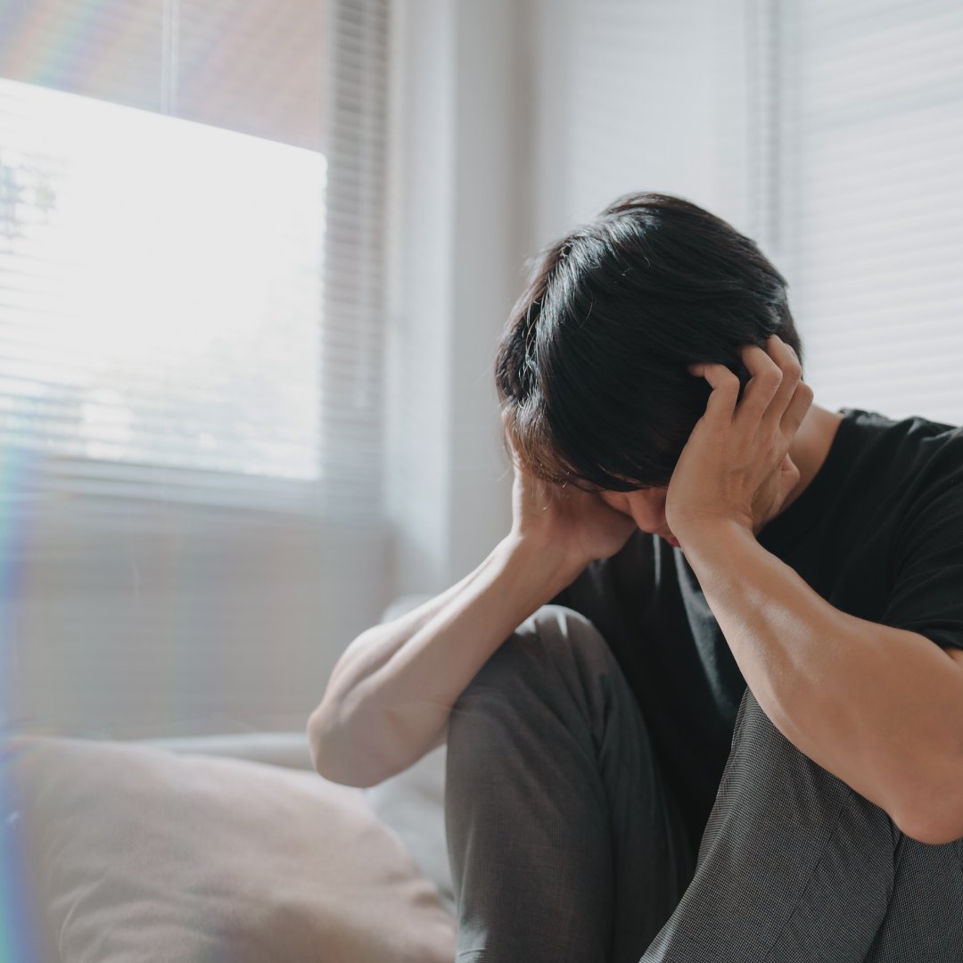 NursingCenter's tweet photo. What’s the connection between internet use, sleep, and mental health? This study examines how excessive online behavior can affect sleep quality and psychological well-being — key considerations for nursing care. https://t.co/0AxQelfjQU

#DigitalWellness @AmJNurs https://t.co/7kEtFP2gnz