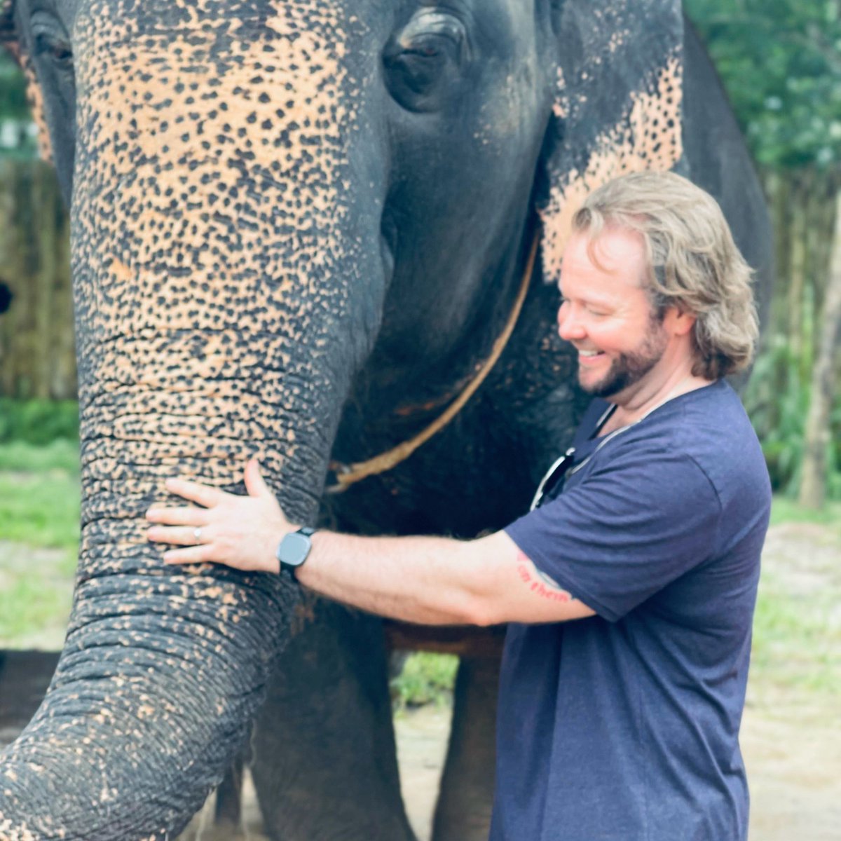christopher_m_w's tweet photo. What if everything was an expression of unconditional love? 

Many years ago I was interviewed on the media because at that stage in my life I had bought &amp; sold over 17 businesses. 

I shared with the host that business was the MOST spiritual thing I do. https://t.co/b9fBYH1e4T