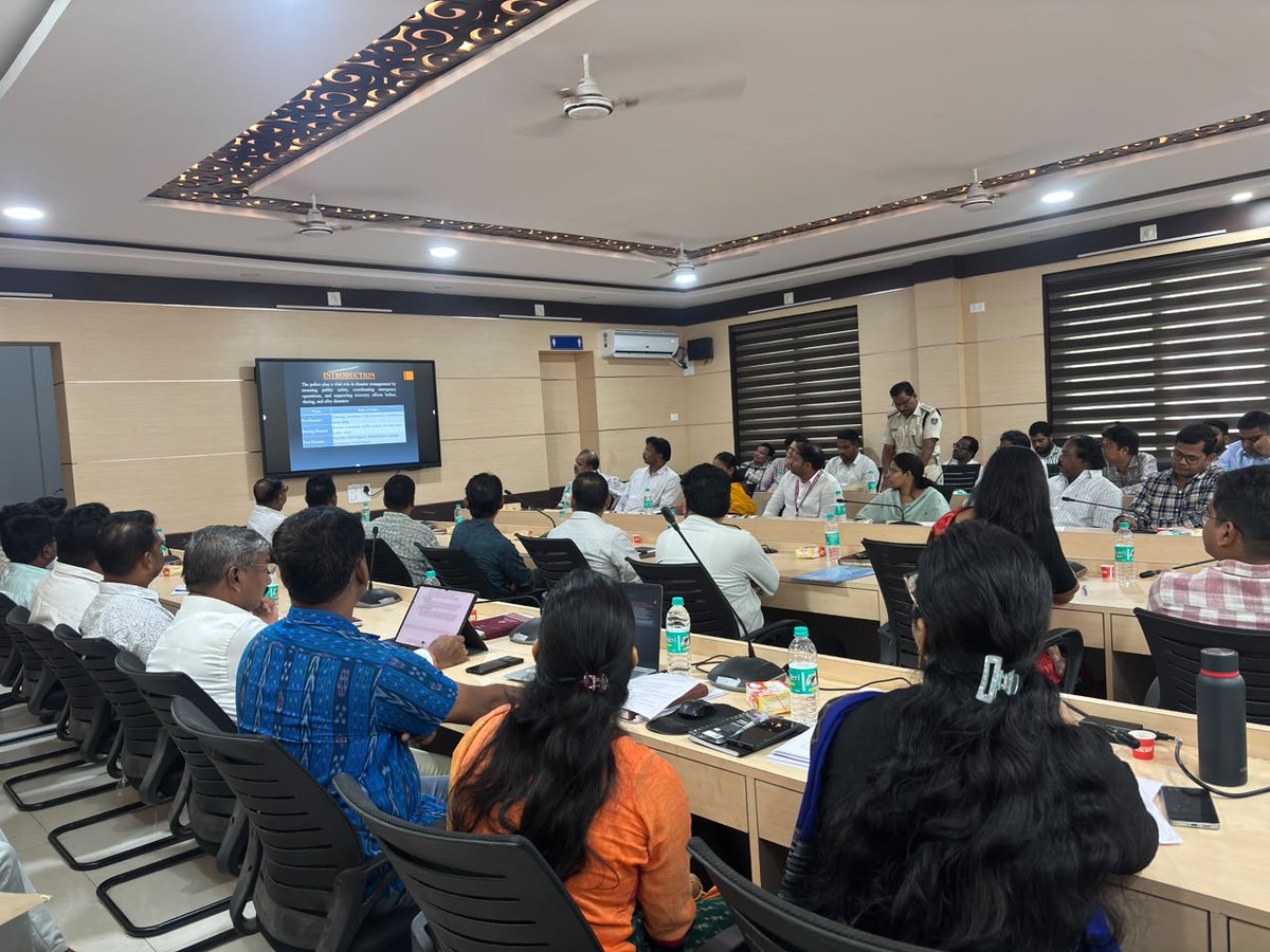 Distemg_bgh's tweet photo. District Level Tabletop Exercise for Disaster Preparedness was held on dt.18.06.2026 at Conference Hall Collectorate, Bargarh.
@SRC_Odisha 
@osdmaodisha 
@Rdcsambalpur 
@DMBargarh https://t.co/vf9up7TCkN