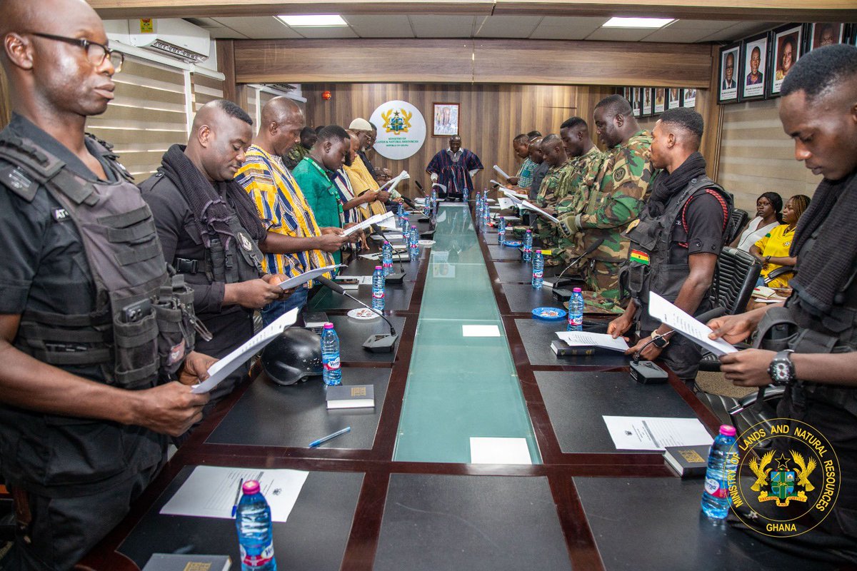 ArmahKofiBuah's tweet photo. I officially inaugurated the Land Protection Task Force, commencing critical operations in the Greater Accra Region. 

This strategic, 20-member Greater Accra Regional Task Force unit draws together the specialized expertise of the Ministry of Lands and Natural Resources, the Lands Commission, the Ghana Police Service, and the Ghana Armed Forces. 

Their core mandate is to protect and preserve all public lands owned by the state.
Operating with full enforcement backing, the task force is charged with continuous monitoring, rigorous inspection, and active surveillance across the region. 

I have firmly charged every member of this task force to discharge their duties with the highest level of professionalism, integrity, and absolute adherence to the rule of law.