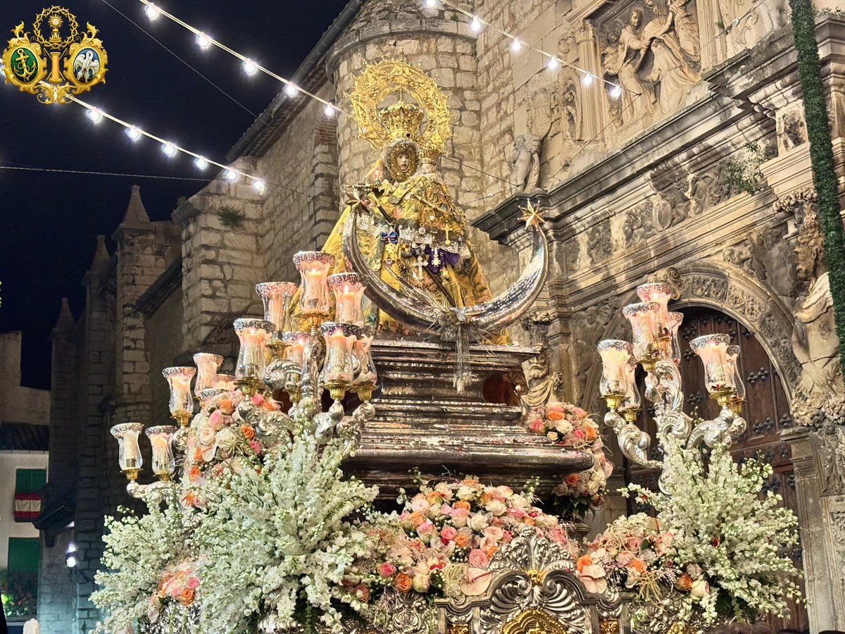 HdadPerdonJn's tweet photo. ASISTENCIA A LOS ACTOS EN HONOR A LA SANTÍSIMA VIRGEN DE LA CAPILLA EN EL DÍA DE SU SOLEMNIDAD

Imágenes de los actos celebrados el pasado 11 de junio en los que esta Sacramental Hermandad estuvo presente acompañando a nuestra Patrona en su día grande. https://t.co/JAiGJ9DAtr