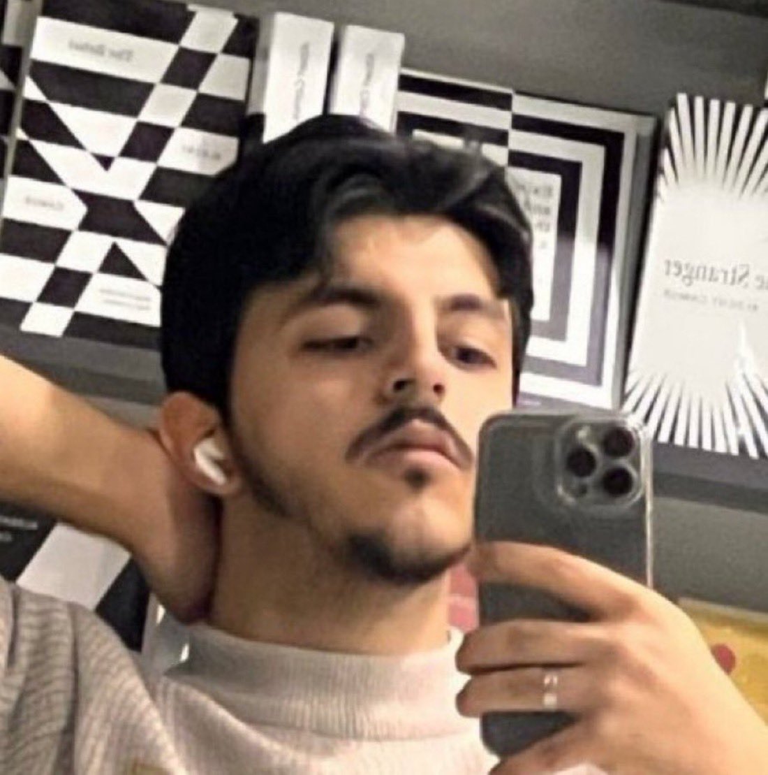 doughnutdimple's tweet photo. @sitypinks “I look good asf” https://t.co/WQJ1lwP9Ls