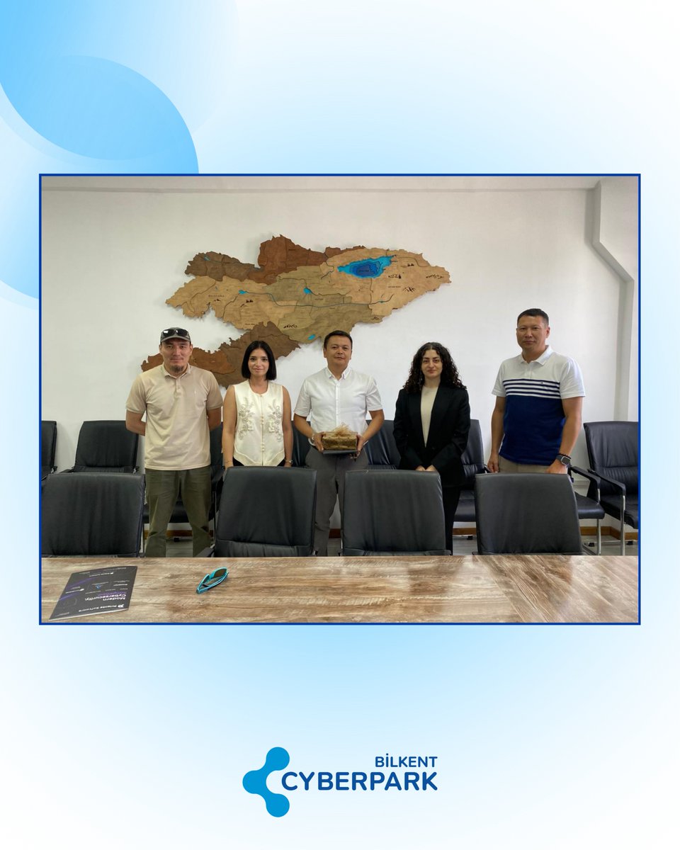 CyberparkTGB's tweet photo. Kırgızistan’daki temaslarımızı verimli görüşmeler ve kurum ziyaretleriyle tamamlıyoruz. 🇹🇷🤝🇰🇬
 
Türkiye – Kırgızistan İş Forumu kapsamında üç gün boyunca gerçekleştirdiğimiz programın son gününde, heyetimizde yer alan Türk teknoloji firmaları Kırgızistan’ın önde gelen kurumları ve ekosistem paydaşlarıyla bir araya geldi.
 
Kurum ziyaretleri ve ikili görüşmeler aracılığıyla katılımcı firmalarımız, Kırgızistan pazarını daha yakından tanıma, yerel iş yapma dinamiklerini değerlendirme ve potansiyel iş ortaklıkları için önemli temaslar kurma fırsatı buldu.
 
Bilkent CYBERPARK tarafından, Hizmet İhracatçıları Birliği (HİB) iş birliğinde ve T.C. Ticaret Bakanlığı destekleriyle düzenlenen forum boyunca; panel oturumları, B2B görüşmeleri ve kurum ziyaretleriyle iki ülke arasındaki teknoloji, inovasyon ve hizmet ihracatı alanlarında yeni iş birliği fırsatlarının geliştirilmesine katkı sağlandı.
 
Türkiye ve Kırgızistan arasında kurulan bu değerli bağlantıların uzun vadeli ortaklıklara ve somut projelere dönüşmesini temenni ediyor, programımıza katkı sunan tüm kurum ve paydaşlara teşekkür ediyoruz.

@ticaret | @HibTurkiye

@ArkSigner | BGTS | Dusoft | Getek | @GlobetechGit | Hatko | @havelsan | Priente | @AiThoth