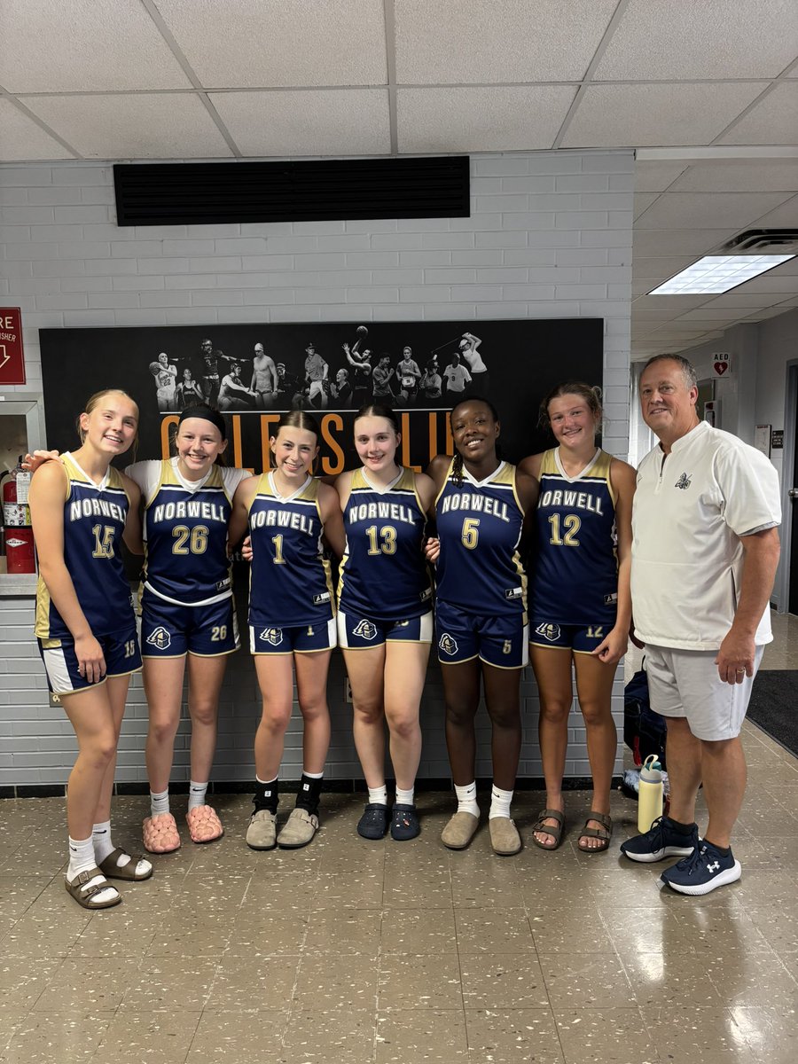 CoachEThornton's tweet photo. Our 5 teams all competed so well at the University of Findlay Team Camp these past 2 days! Varsity (8-1), JV (7-1, not pictured), Frosh (7-1), 8th (6-2), and 7th (8-1). Proud of our Lady Knights! https://t.co/BRdxsiXMjK