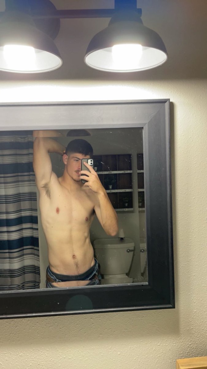 Lookdanuke tweet picture