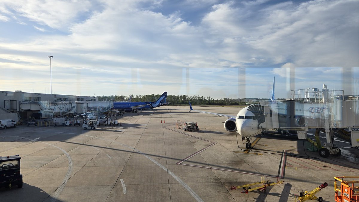 MOICD1's tweet photo. Off to see the wizard! 🏝⛱️🌊����🗺🌎 😍061826 https://t.co/qXOZefCbHM