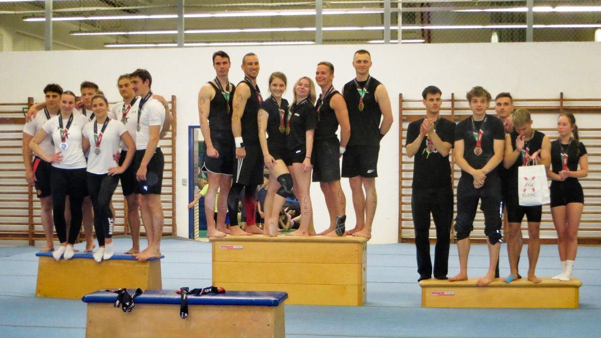 EKozpont's tweet photo. Az ELTE szombathelyi sportszakos hallgatói a tavaszi félév versenyein is előkelő eredményeket értek el.

Részletek: https://t.co/fpvdFsa1eW

#sport #verseny #siker #ELTE #Szombathely #egyetem #egyetemista #unisport https://t.co/rtuyHNSOjo