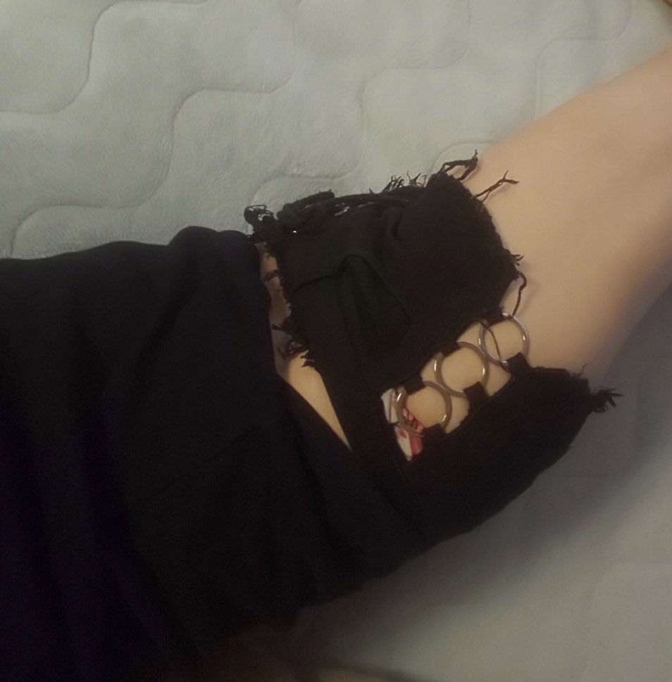 香織♂ tweet media
