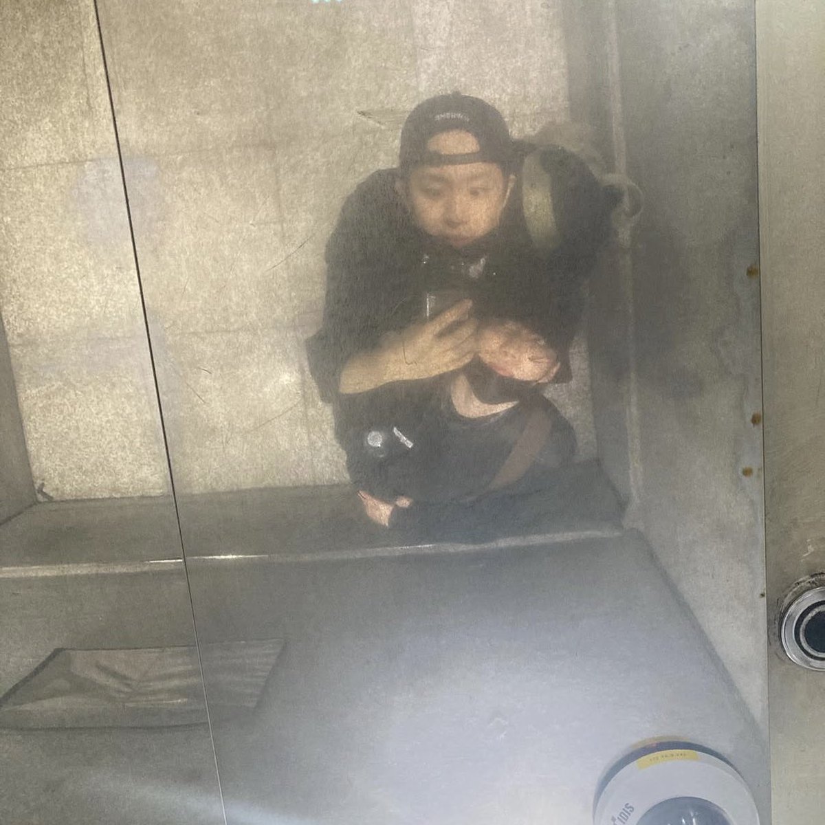 lim9h's tweet photo. 아 잠시만 아 ㅠㅠㅠㅠ https://t.co/yNPnaCrmWo