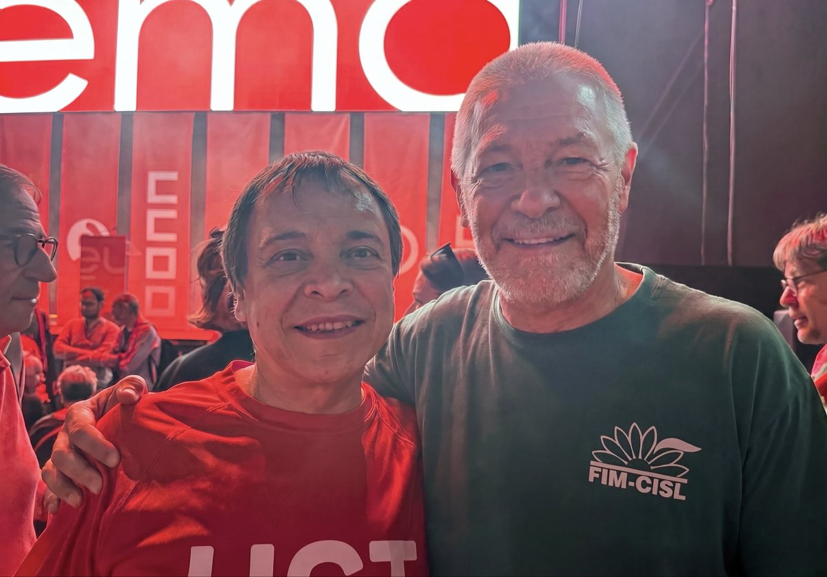 ferdi_uliano's tweet photo. 🟢🇪🇺 Oggi a Madrid con la giovane delegazione #FimCisl per la Manifestazione organizzata da @UGT_Comunica @CCOO con la #CES per il futuro del lavoro! 🇪🇸
Grazie #UGT per la straordinaria accoglienza e l’ufficio internazionale della Fim Nazionale 🌈
#PorUnaEuropaEnDemocracia https://t.co/GnrQhF5ITK