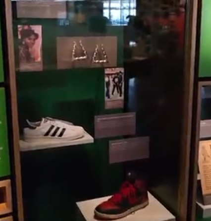 foupzk's tweet photo. @TaraBull lol that museum just filled with White people inventions https://t.co/xS0OHPJaAk
