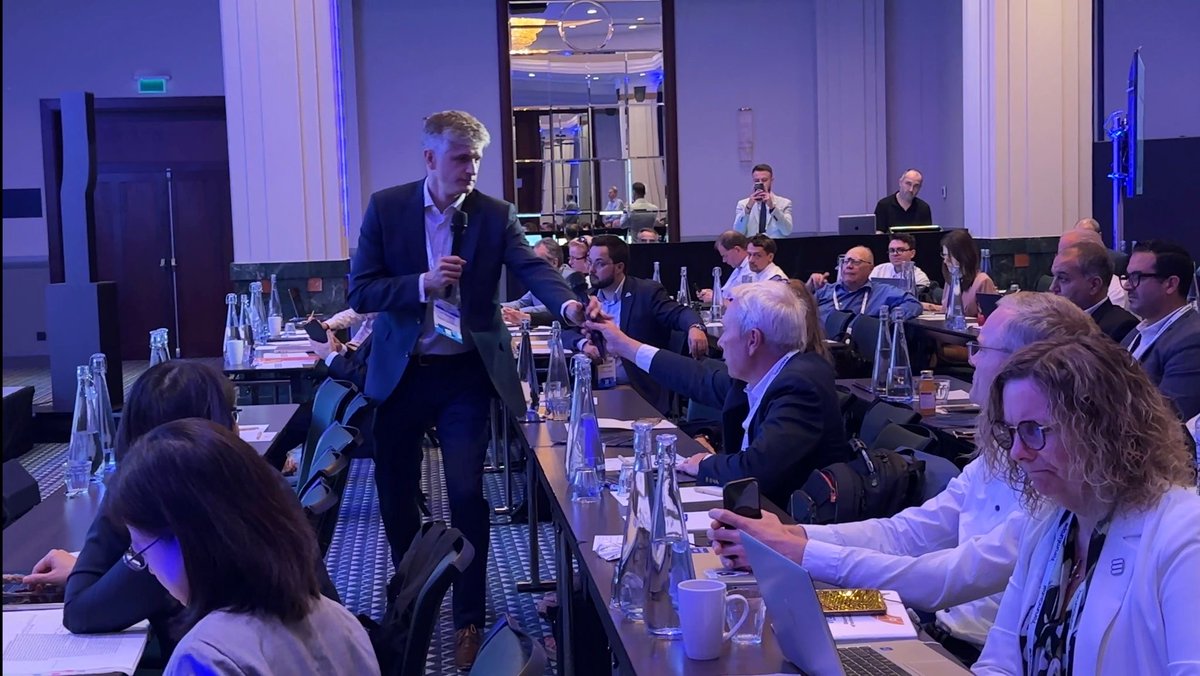 Forum Global tweet media