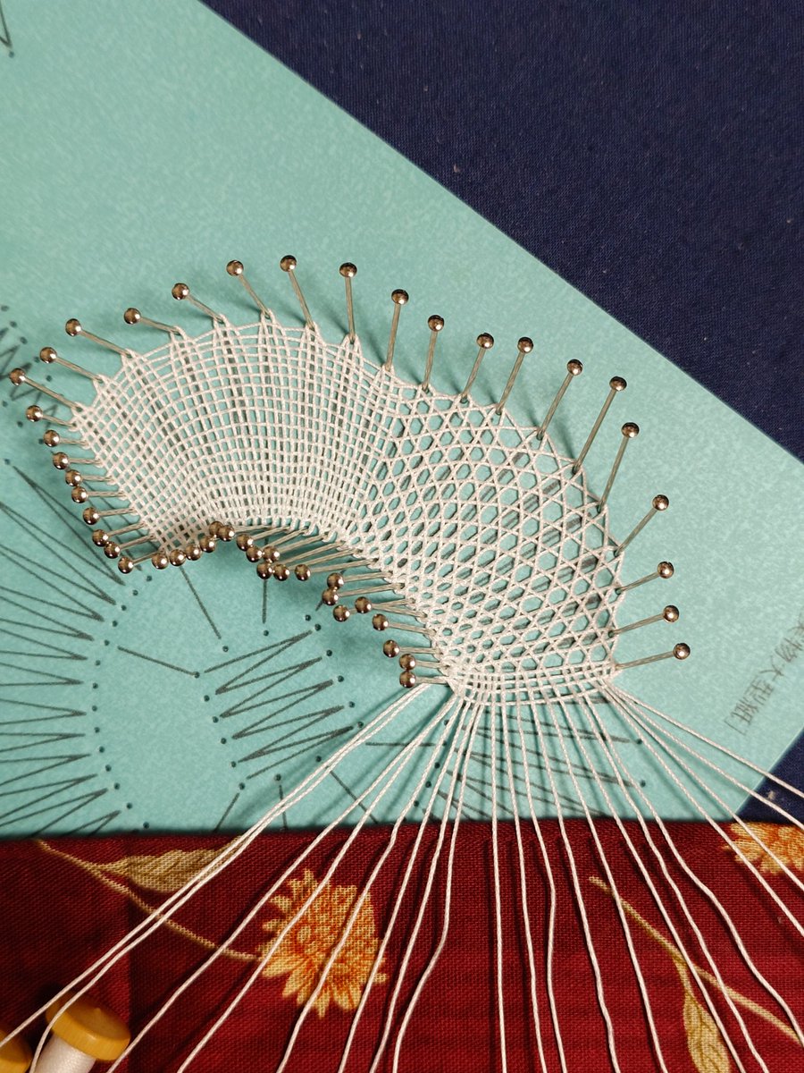 LaceMakerYuuna's tweet photo. 20260618
#bobbinlace 
#ボビンレース https://t.co/6pjnEjfpGo