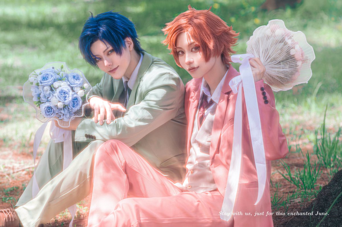 Rai_069's tweet photo. twst cosplay

※捏造衣装💐

6/28星に願いを2026 -day1-にてこちらの衣装のブロマイドを頒布予定です✨

photo @iyu_camera https://t.co/nWuWlsC79j