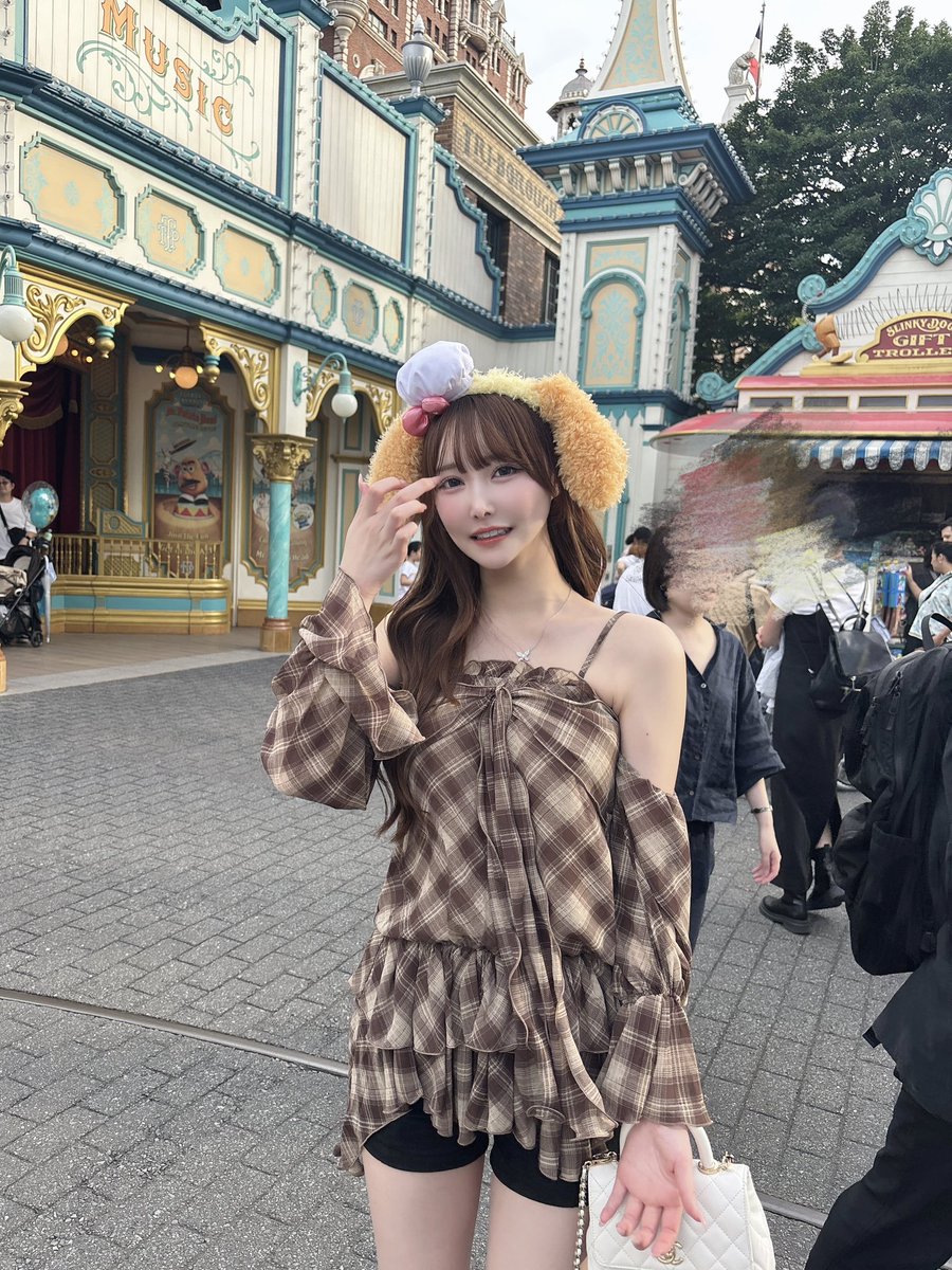 manyanya1103's tweet photo. 今日のコーデまじかわいい💛💝💝💛💝
トップスchico、その他全部SHEIN🍒 https://t.co/p09mrAM2hI