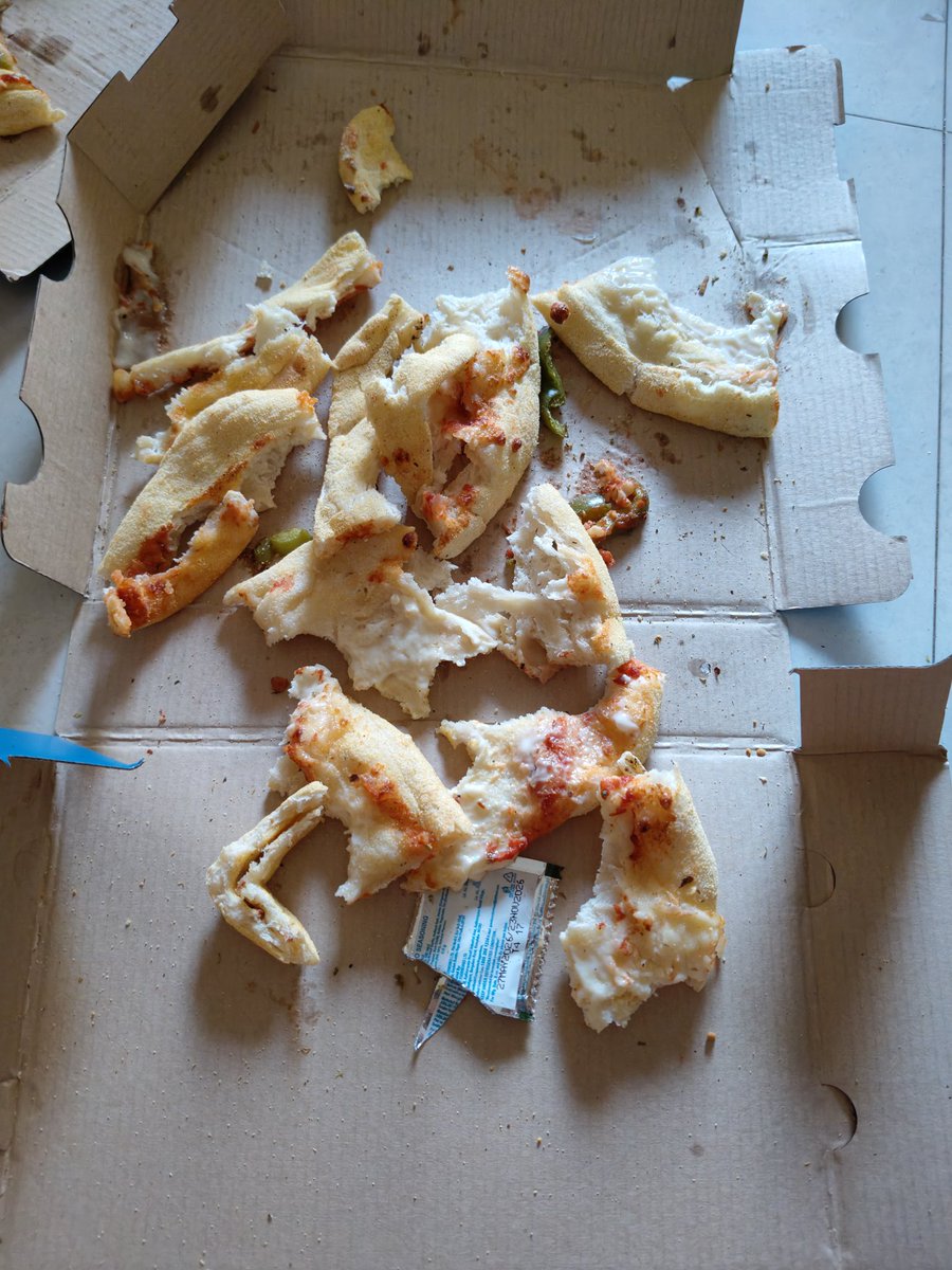 2contest's tweet photo. @dominos_india My pizza delivery was terrible! 😩 The pizzas were undercooked, smelled awful, and gave me a stomach ache. I expect a full refund for this experience. 🍕🤢 #RefundPlease https://t.co/nasRguwCpW