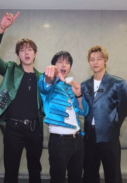 Kkorepo's tweet photo. 「#CNBLUE」、「2026 CNBLUE LIVE 『3LOGY』 IN EUROPE」ヨーロッパツアー開始…「エ・バ・トゥイ」の準備はできた？（動画あり） 
🔗https://t.co/7zuakFtn10 https://t.co/aaddyyxLmE