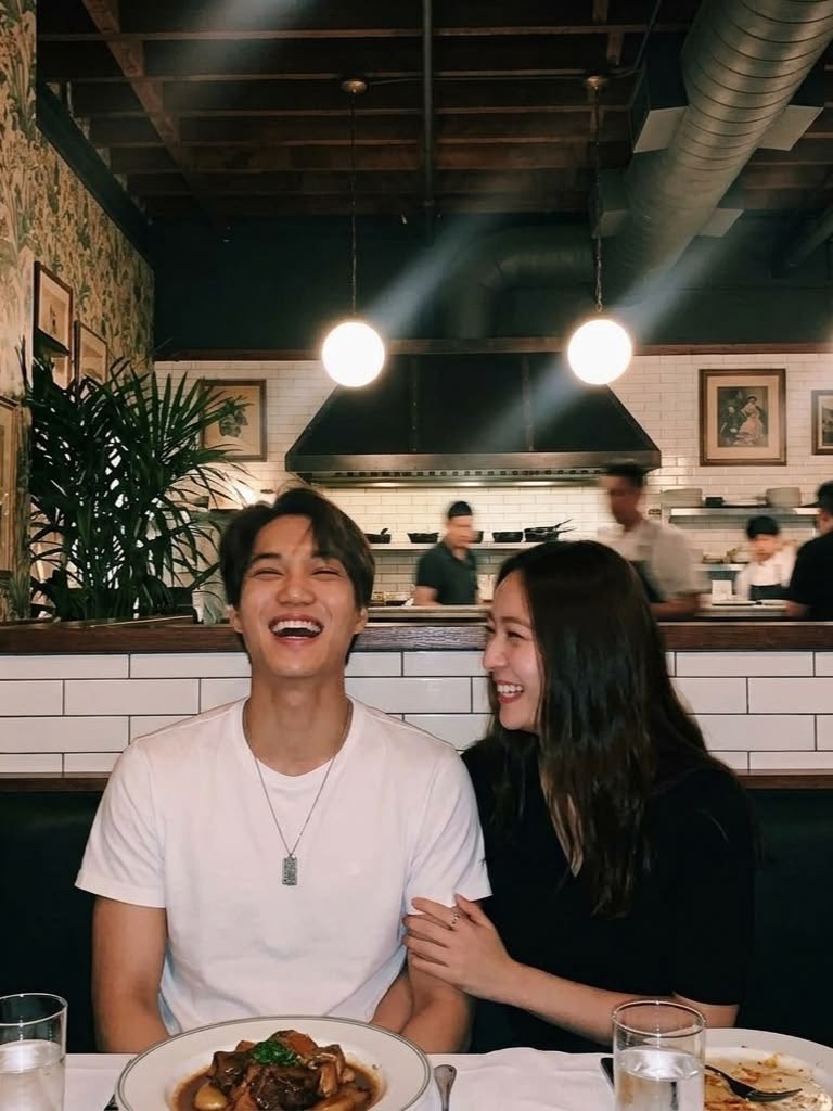 zkdliexo's tweet photo. @chrystalisme Then, it should be KaiStal forever https://t.co/4Vclyb2Aew