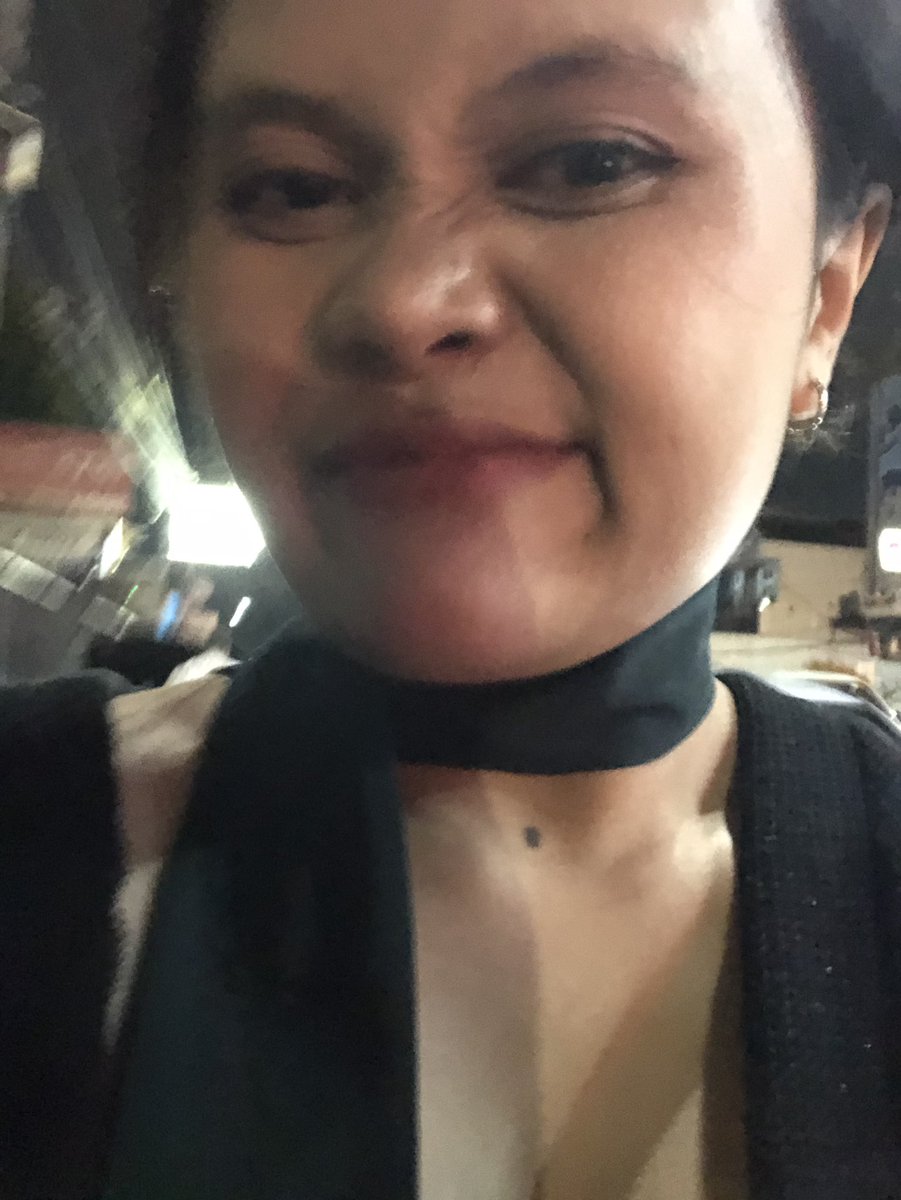 madintears's tweet photo. the face                               the dm https://t.co/Htb0cDUFbF