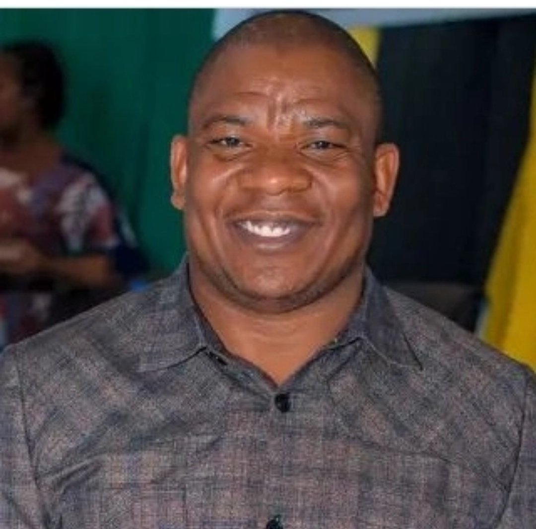 Hon_KibayasiF's tweet photo. Katika uongozi wa sasa, viongozi wanaostahili kupewa kipaumbele na kuzingatiwa kwa karibu ni Mh. MTAKA (RC NJOMBE) na Mh. Ms. S. JUMAA (DED KILOLO) . Wameonyesha kiwango cha juu cha uwajibikaji, uwazi, na uwezo mkubwa wa kuhamasisha jamii kuelekea maendeleo 🤝. https://t.co/HlYBl68aLQ