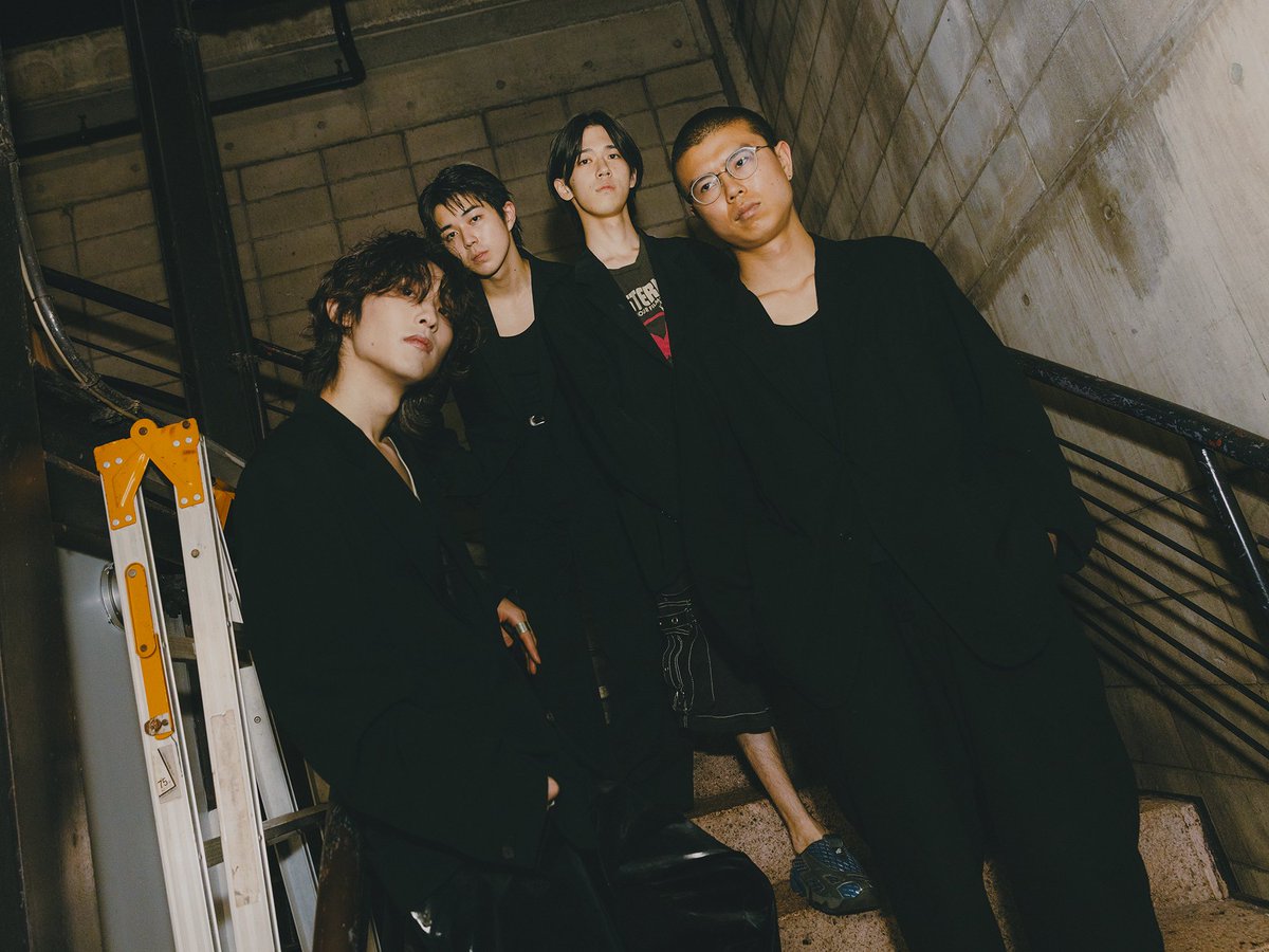 shintokyo_city's tweet photo. “NEOSPHERE” 終幕。  
  
各地で待っていてくれた皆様、今の新東京を見届けてくれてありがとう。  
  
今年の新東京はまだ終わりません。  
今年末、仙台を含む5都市を巡るワンマンツアーへ。  
  
-----------------------------------------
“NEOPHENOM” 開催決定。
-----------------------------------------

▼チケット受付開始
https://t.co/LXONLMZVlw 

さらに、、、
金山仁の歌声で再録した、新東京初のベストアルバムのリリースが決定。  
詳細は後日発表。続報をお待ちください。