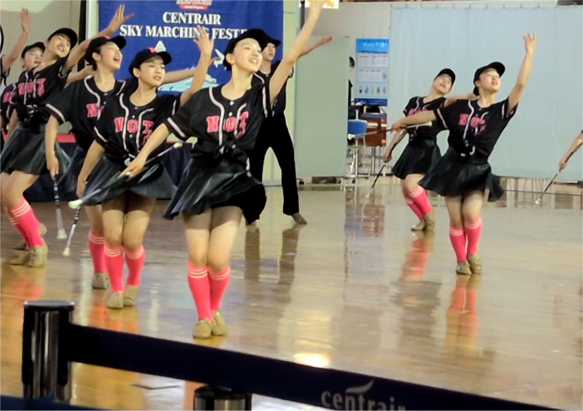 asadasist's tweet photo. ●セントレア空港祭 ダンスステージ
https://t.co/E9Z9DzMxZl https://t.co/iXJxXMJSEx