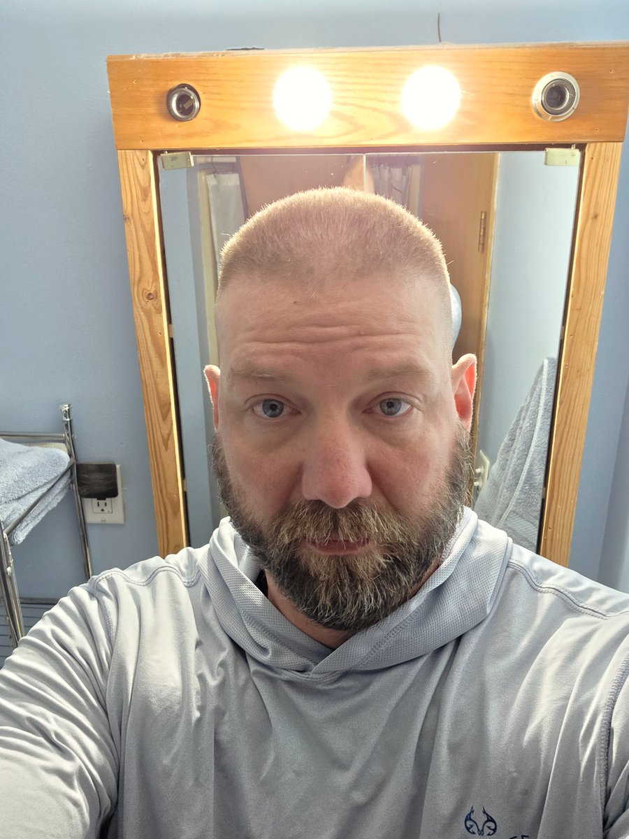 JohnEpping80's tweet photo. Tried growing my hair out.  Couldn't handle it anymore.  Pulled out the clippers and high and tight it is. https://t.co/fNN8Hf7z6C