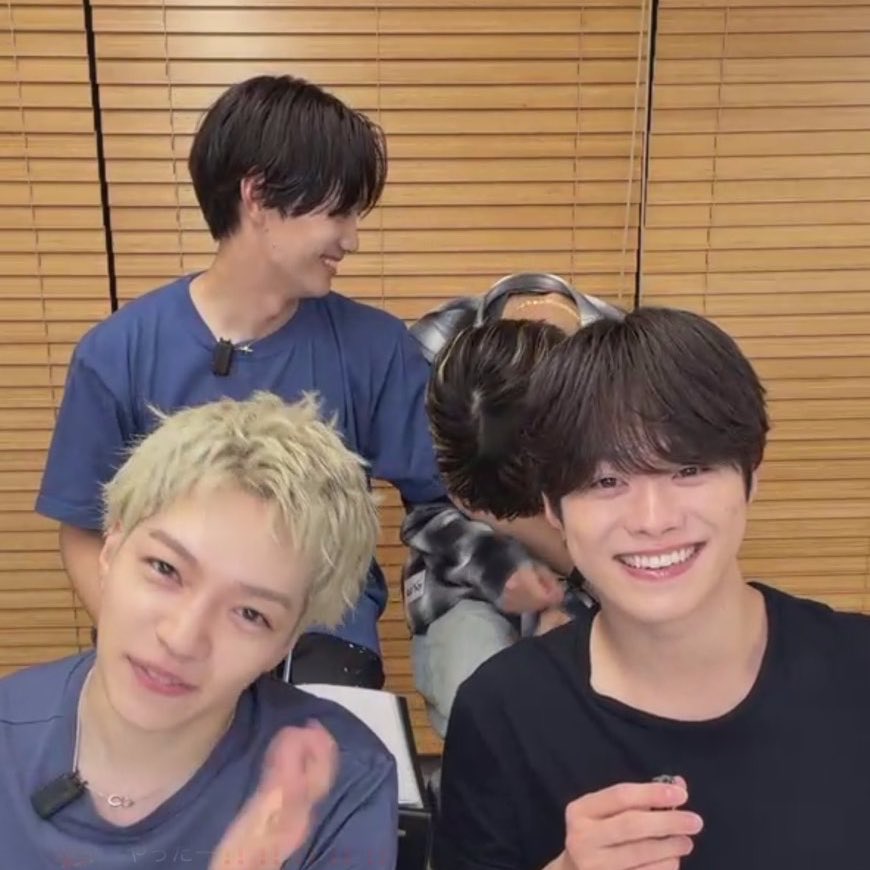 _jorix_28's tweet photo. 丈きょへ、当たり前かのようにイチャつき始めるから怖い。これはなんですか？₍՞ ට  ̫ ට;՞₎❗️丈くんも嬉しそうだし(  ͡   ͜   ͡   )❓
 #なにわとリスパ https://t.co/ZNg684c6lr