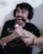 AcervoMarcondes's tweet photo. Hoje temos o aniversário de mais um querido do chat!!!

Parabéns para o @EduardoIASS, o maior tomador de energético da Live 🎉🎉 https://t.co/Ldr6YtZ9M4