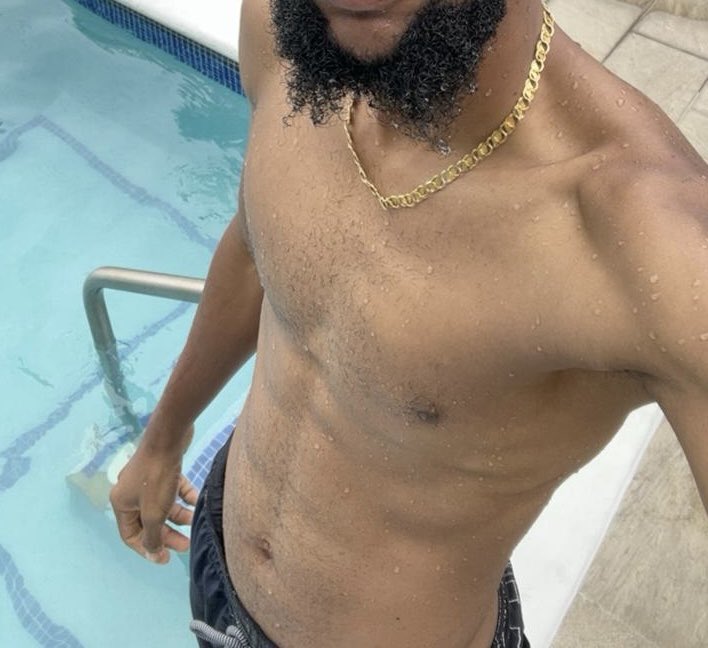 CaribbeanLog's tweet photo. What’s good peeps?

Follow him 😈

https://t.co/CScnxC3JRv https://t.co/6o2JMKLsO5