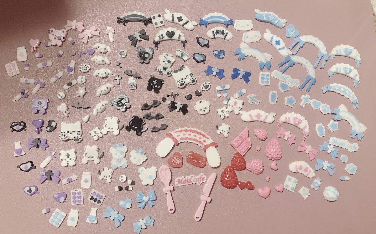 s69788's tweet photo. 作品交換募集 ♥

譲￤ホイップデコヘアピンor量産イラストorレジンパーツ

求￤ハンドメイド作品、イラスト、ロゴetc

比率違いでの提供可能です◎
ハンドメイドは一から制作も可能です🎶
以前作品交換した方もお気軽にお声掛け、反応下さい🙇‍♀️
 
 #描き合い  #夢絵描き合い  #描き合い募集  #作品交換 https://t.co/XkWpT4RBfJ