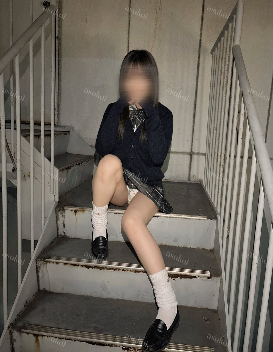 ゆい（19） tweet media