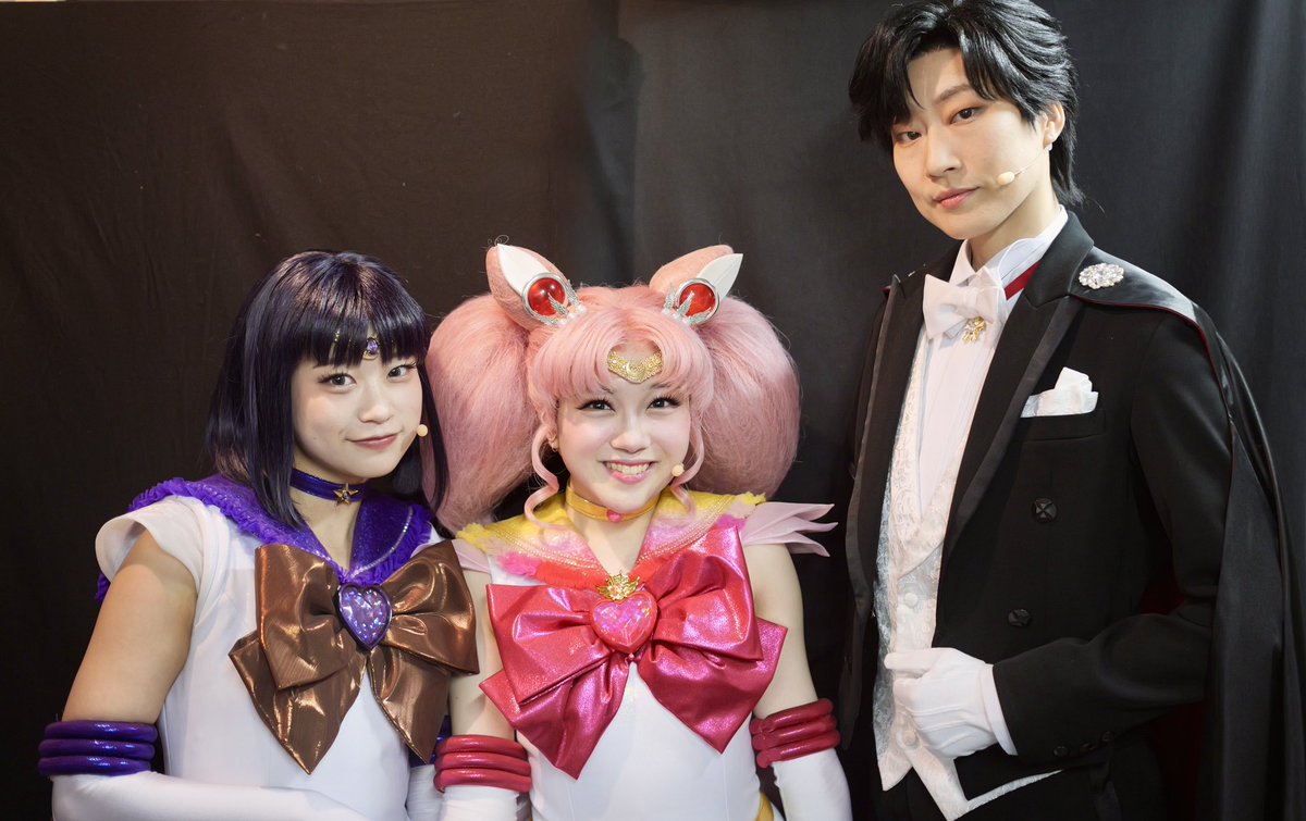 sufamoon's tweet photo. #美少女戦士セーラームーン 
-Shining Theater Shinagawa Tokyo-

木曜日、ありがとうございました！
今日も皆さまと素敵な時間を過ごせて幸せでした😌

お楽しみいただけていたら嬉しいです🤍

#shiningtheater
#シャイニングシアター

akarinサターン🪐と妃華ちびムーンと🎀 https://t.co/GILEG0ROrJ
