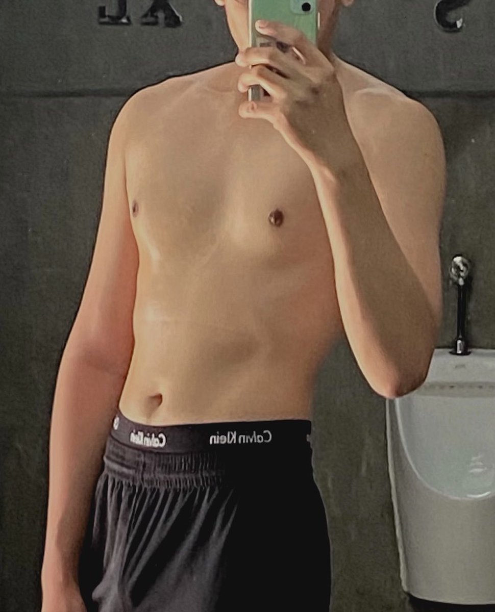 aunpanuwats's tweet photo. อยากเห็นอกของเพื่อนๆจังครับ 🫣 https://t.co/O9NtTvwNZj