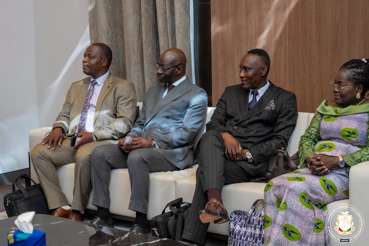 wlonj's tweet photo. #Guinee: Top départ à Libreville pour la 43e Session du Conseil des Ministres du #CAMES ! 19 pays mobilisés sous l'impulsion de la Guinée et du Prés. Mamadi Doumbouya. Objectif: une recherche scientifique forte pour le développement africain
#Tchad enfin un représentant https://t.co/laM2MZtDzn