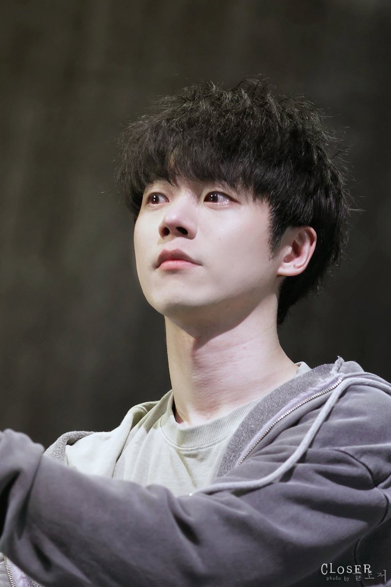 heeyeonvw's tweet photo. 아니 늘클란 오늘 얼굴 진짜 이거였음 https://t.co/EINHV7C38e
